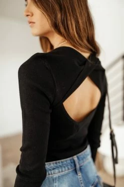 Outlet π Vero Moda Marceletta Sweater In Black Sweaters β 11 Vero Moda Marceletta Sweater In Black Sweaters