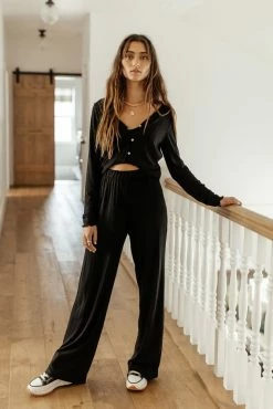 Vero Moda Ryann Top In Black - FINAL SALE