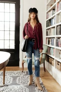 Hot Sale 🥰 LISTICLE Rosealie Oversized 👚 Shirt In Burgundy - FINAL SALE 🤩 17 LISTICLE Rosealie Oversized Shirt In Burgundy - FINAL SALE