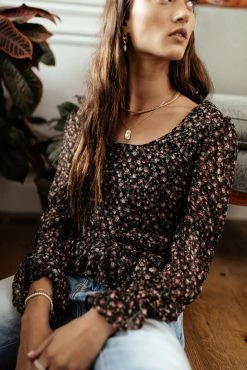 PROMESA Daryl Floral Top - FINAL SALE