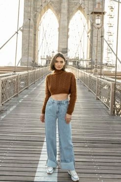 LISTICLE Kenneth Cropped Sweater - FINAL SALE