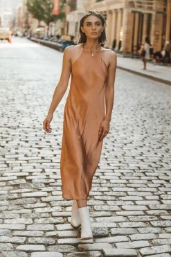 Cheapest ๐ DRESS FORUM Brynn Midi ๐ Dress In Orange - FINAL SALE ๐ 21 DRESS FORUM Brynn Midi Dress In Orange - FINAL SALE