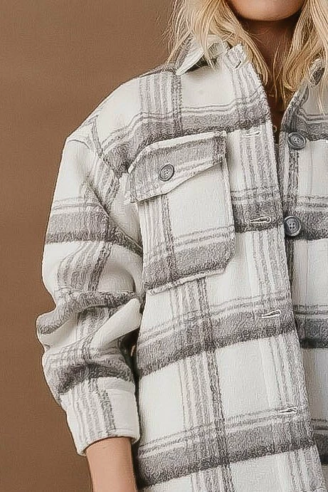 Brand new โญ Vero Moda Wren Plaid Shacket - FINAL SALE ๐ 3 Vero Moda Wren Plaid Shacket - FINAL SALE