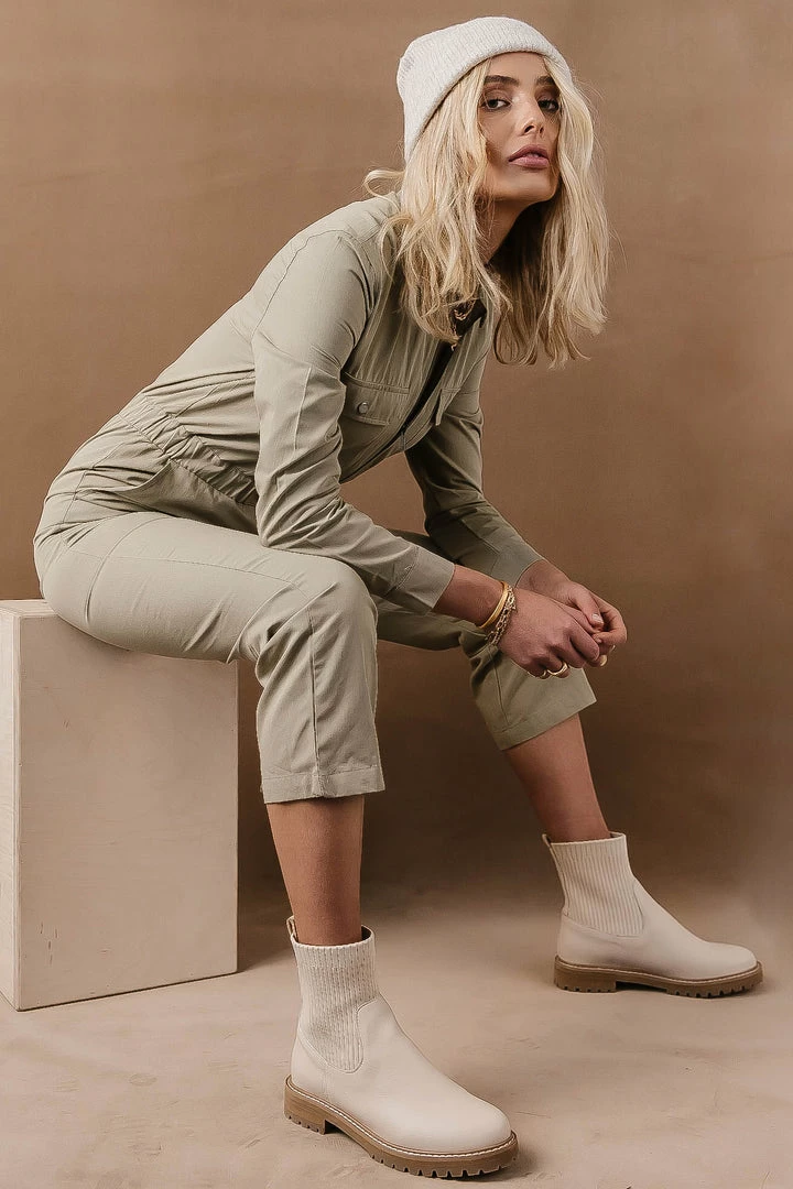 Buy π PAPER CRANE Candace Jumpsuit - FINAL SALE β¨ 3 PAPER CRANE Candace Jumpsuit - FINAL SALE