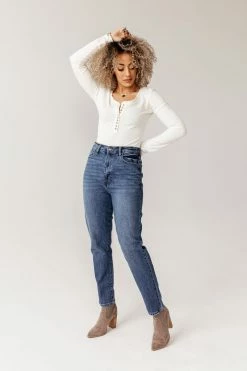 Top 10 🥰 KANCAN Bohme Payton Mom 👖 Jeans In Medium Wash - FINAL SALE 🤩 15 KANCAN Bohme Payton Mom Jeans In Medium Wash - FINAL SALE