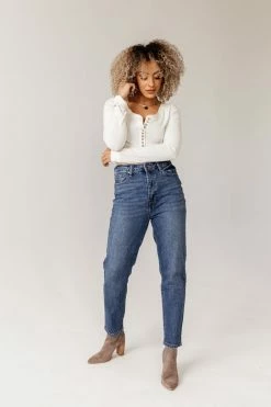 Top 10 🥰 KANCAN Bohme Payton Mom 👖 Jeans In Medium Wash - FINAL SALE 🤩 16 KANCAN Bohme Payton Mom Jeans In Medium Wash - FINAL SALE