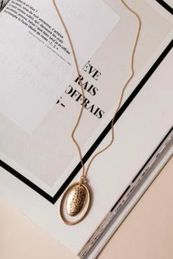 LA RADIANT VAL JEAN GLOBAL Jewelry Dasha Oval Necklace - FINAL SALE