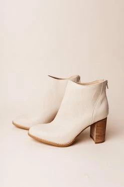 FREE SOUL/MIRACLE MILE Alexis Heeled Boots In Nude - FINAL SALE
