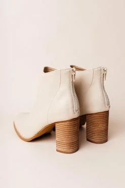 FREE SOUL/MIRACLE MILE Alexis Heeled Boots In Nude - FINAL SALE
