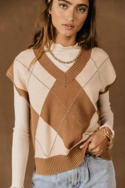 PROMESA Ella Argyle Sweater Vest In Camel - FINAL SALE