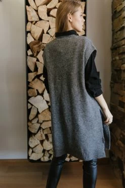 Vero Moda Devi Long Vest In Brown Tops