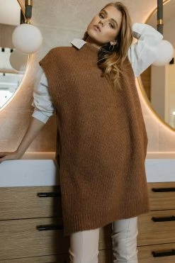 Vero Moda Devi Long Vest In Brown Tops