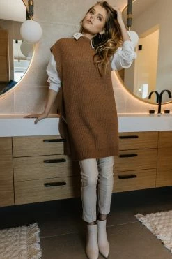 Vero Moda Devi Long Vest In Brown Tops