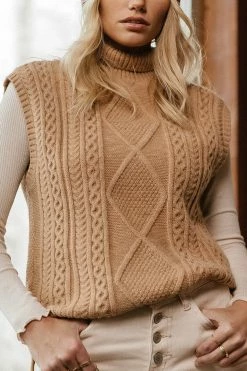 Sweaters Vero Moda Viktoria High Neck Vest In Tan