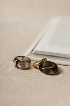 LA RADIANT VAL JEAN GLOBAL Adele Resin Ring Set