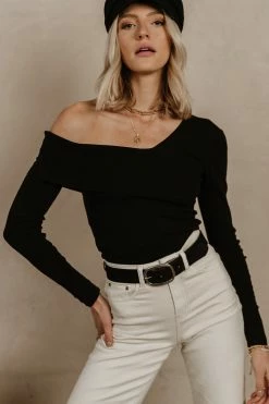 CRESCENT Tops Audrey Top In Black