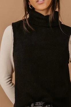 Tops Vero Moda River Sweater Vest In Black - FINAL SALE
