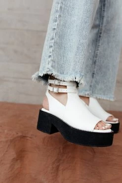 FREE SOUL/MIRACLE MILE Alejandra Heeled Sandals In White Shoes
