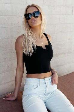 LISTICLE Tops Julieta Cropped Tank Top In Black - FINAL SALE