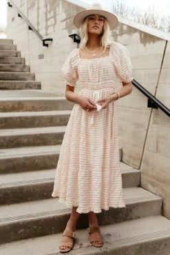 Brand new β MOON RIVER Livie Midi π Dress In Pink - FINAL SALE π€© 9 MOON RIVER Livie Midi Dress In Pink - FINAL SALE