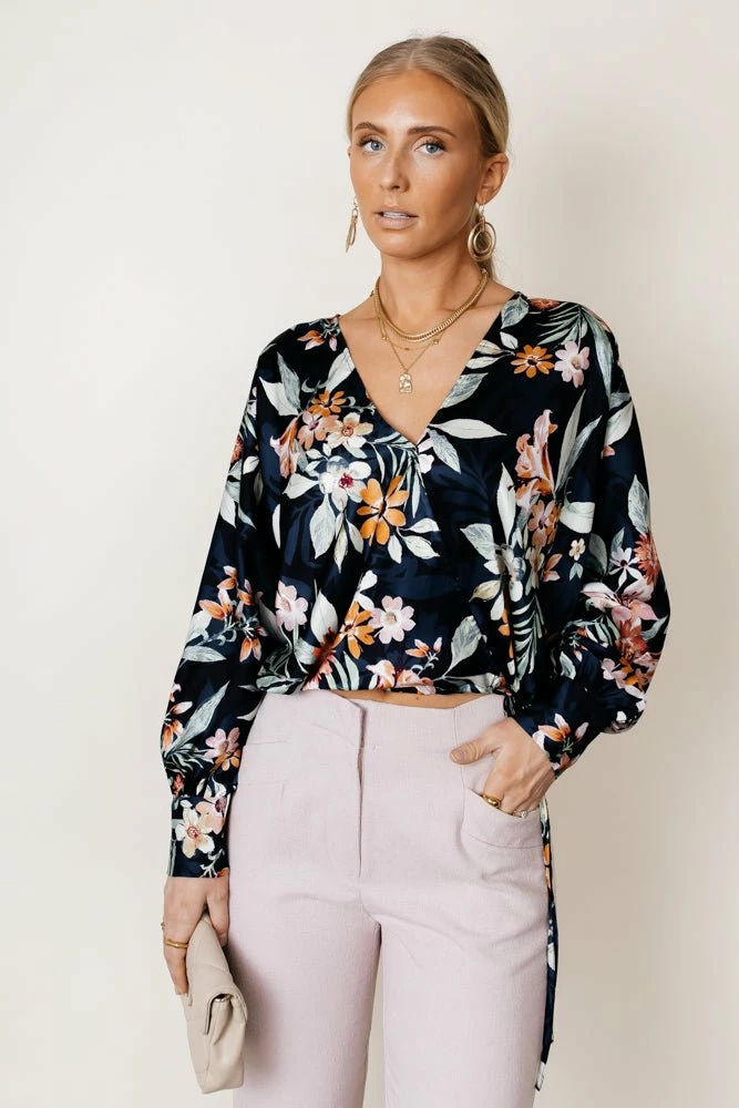 New ⌛ DRESS FORUM Ethelyn Wrap Top - FINAL SALE ✨ 1 DRESS FORUM Ethelyn Wrap Top - FINAL SALE