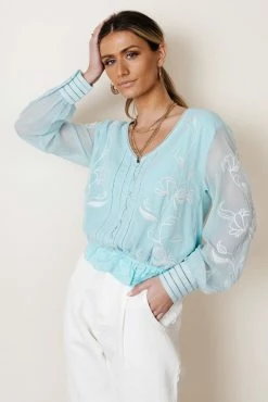 Best Sale โค๏ธ MAIZE Arlene Top In Blue - FINAL SALE ๐ฏ 13 MAIZE Arlene Top In Blue - FINAL SALE