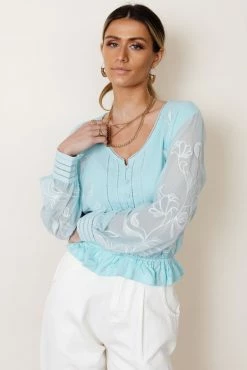 Best Sale โค๏ธ MAIZE Arlene Top In Blue - FINAL SALE ๐ฏ 11 MAIZE Arlene Top In Blue - FINAL SALE
