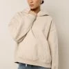 THINGS BETWEEN Todd Pullover In Cream Tops