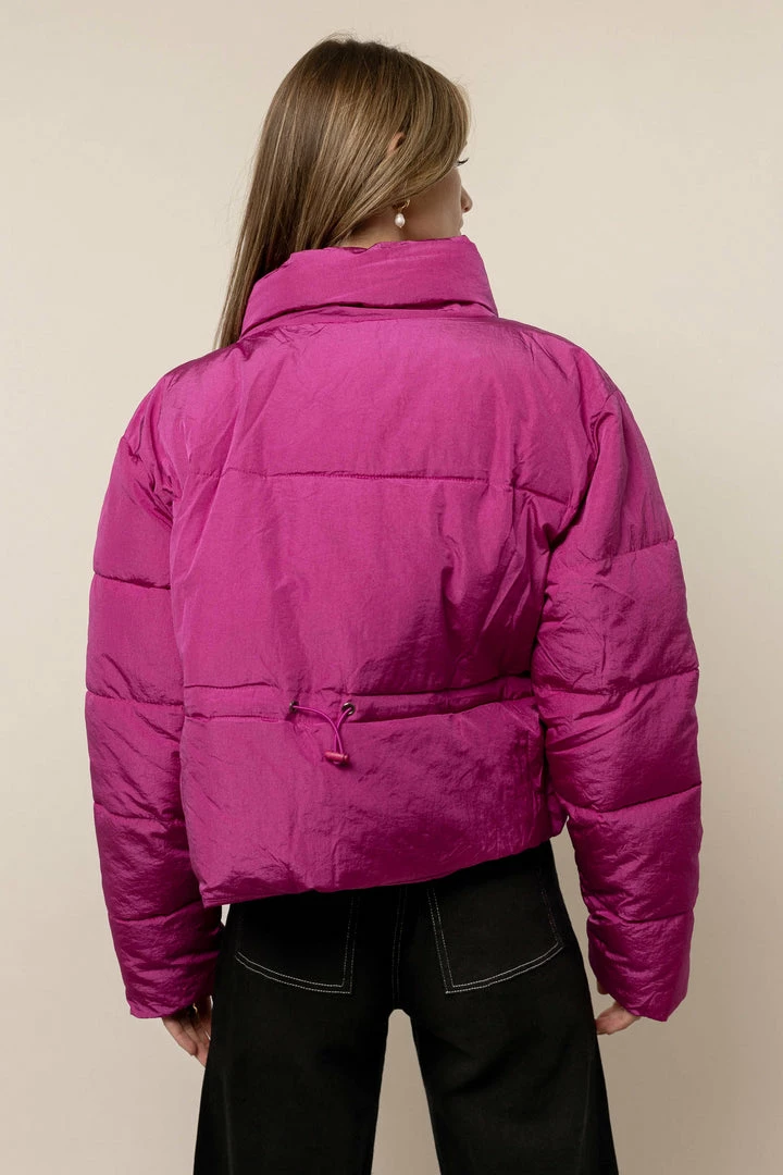 Cheapest 🌟 HYFVE New Arrivals Caitlyn Puffer Jacket In Fuschia 🤩 5 HYFVE New Arrivals Caitlyn Puffer Jacket In Fuschia