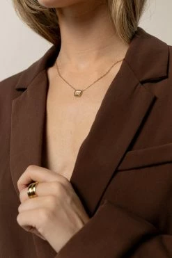 J&D JEWELRY Annie Necklace In Gold