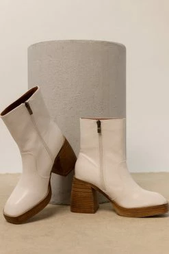 BEAST FASHION Foster Heeled Boots In Ivory