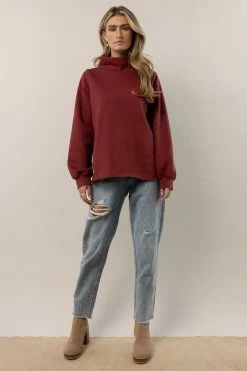 SINA Rocco Pullover In Rust Tops
