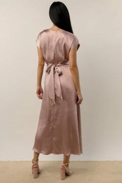 WORUI Rosalind Midi Dress In Mauve Dresses