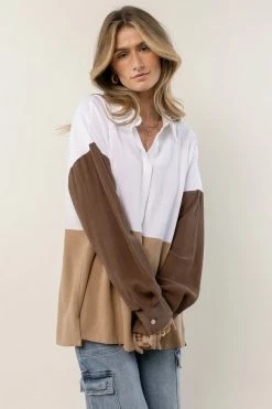 LUMIERE Kiki Color Block Top In Brown