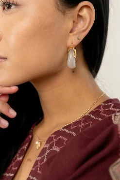 DG JEWELRY Sophie Gold Hoop Earrings In Lavender