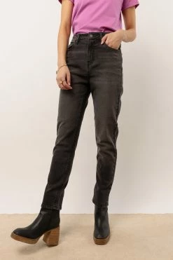CELLO JEANS Bohme Mom Jeans In Black - FINAL SALE