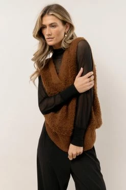 Vero Moda Lucia Sweater Vest In Brown