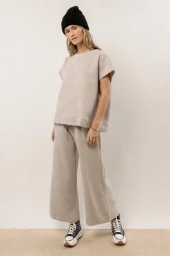 SEE AND BE SEEN Sonia Top In Taupe