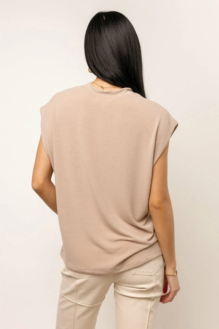 Brand new π SINA Greta Muscle Tee In Tan β¨ 2 SINA Greta Muscle Tee In Tan