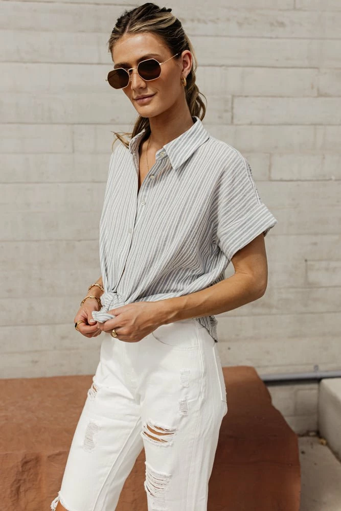 Cheap π FUN 2 FUN Jacqueline Button Down Blouse - FINAL SALE 𧨠6 FUN 2 FUN Jacqueline Button Down Blouse - FINAL SALE