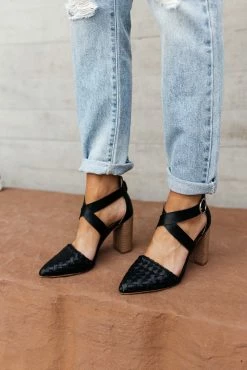 FREE SOUL/MIRACLE MILE Zoey Heels In Black Shoes