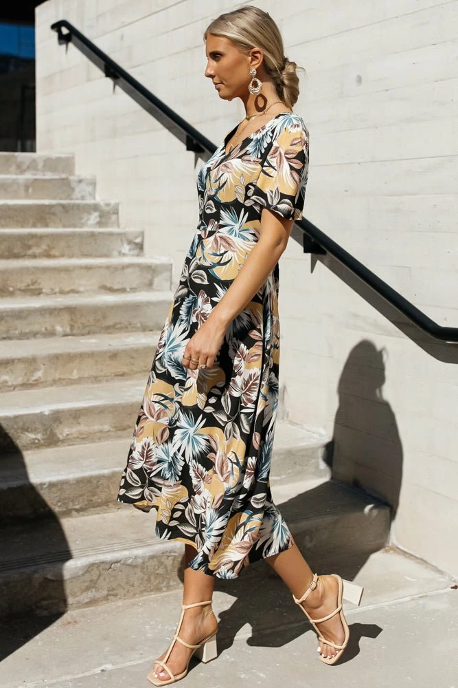 Promo π₯° WORUI Annalisa Midi π Dress - FINAL SALE βοΈ 3 WORUI Annalisa Midi Dress - FINAL SALE