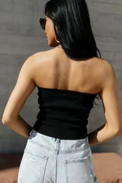 CRESCENT Tops Janice Top In Black