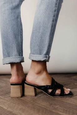 BEAST FASHION Fiona Heels In Black