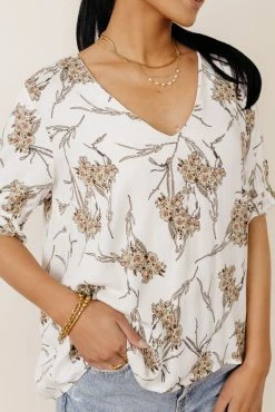 Discount 🤩 FUN 2 FUN Madeleine Floral Blouse - FINAL SALE ⭐ 22 FUN 2 FUN Madeleine Floral Blouse - FINAL SALE