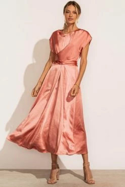 New ✔️ WORUI 👗 Dresses Rosalind Midi 👗 Dress In Rose ✨ 9 WORUI Dresses Rosalind Midi Dress In Rose