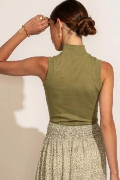DYNAMIC FASHION Bella Ribbed Tank In Olive Tops