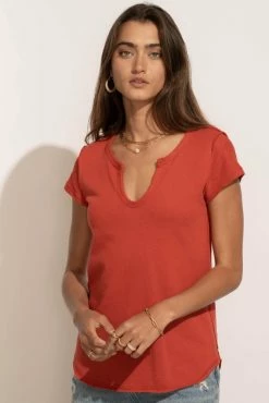 LA MIEL Zoe Tee In Red