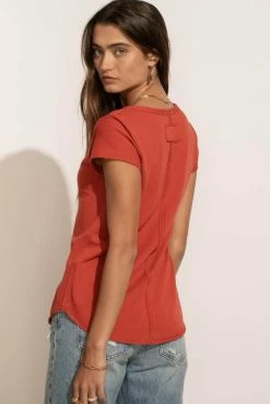 LA MIEL Zoe Tee In Red