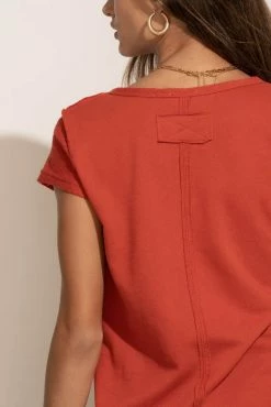 LA MIEL Zoe Tee In Red
